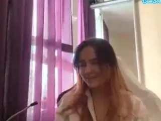 Glaydsdibiasi  live sex cam