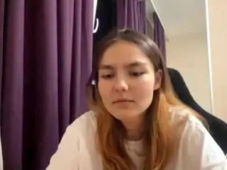 Glaydsdibiasi  live sex cam