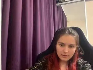 Glaydsdibiasi  live sex cam