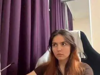 Glaydsdibiasi  live sex cam