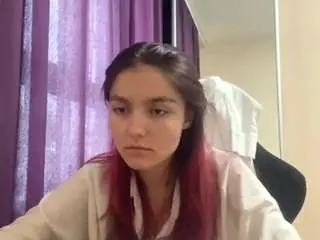 Glaydsdibiasi  live sex cam