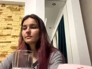 Glaydsdibiasi  live sex cam
