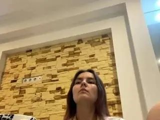 Glaydsdibiasi  live sex cam
