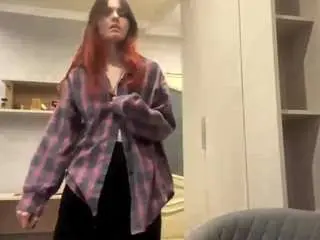 Glaydsdibiasi  live sex cam