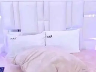 Im-isabella1  live sex cam
