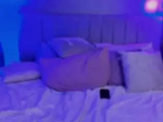 Kim-sttone  live sex cam