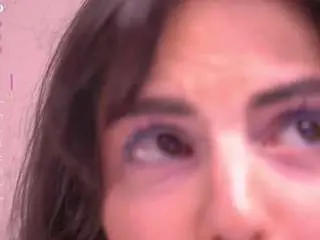 Pheromoon  live sex cam