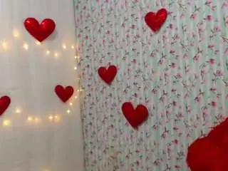 Redveelvet25  live sex cam