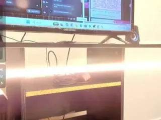 Alaysha-johnson  live sex cam
