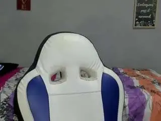 Donat3lla  live sex cam