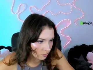 Linda-luxe1  live sex cam