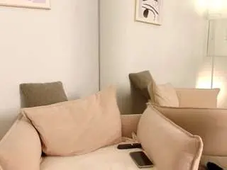 Evaroughe  live sex cam