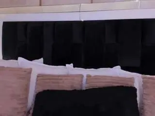 Gretavelvet  live sex cam