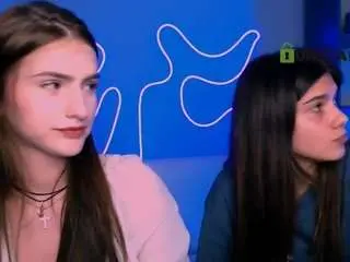 Naomi-perl  live sex cam