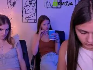 Naomi-perl  live sex cam