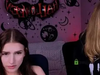 Naomi-perl  live sex cam