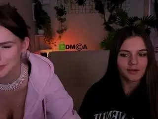 Naomi-perl  live sex cam