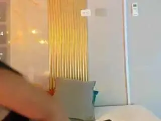 Sharlokjamess  live sex cam