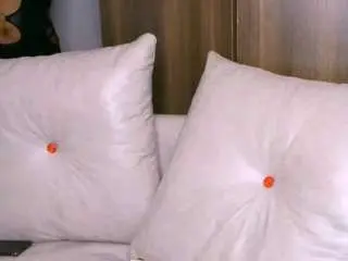 Bustycece  live sex cam