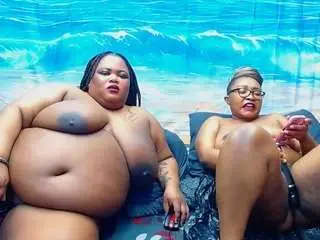 Kinkybae111xxx  live sex cam