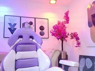 Lilamonroee  live sex cam
