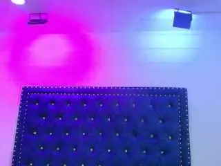 Lilamonroee  live sex cam