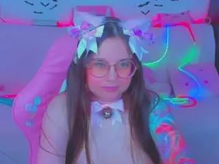 Lolisuccub  live sex cam