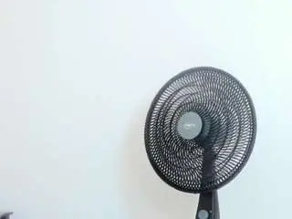 Mia-gadner  live sex cam