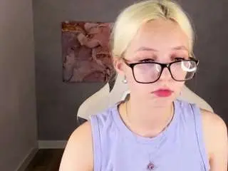 Molly-snow  live sex cam