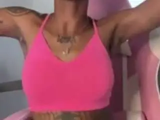 Princesspyt  live sex cam