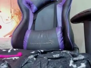 Franchezcaa  live sex cam