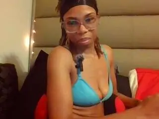 Melanin-lenae  live sex cam