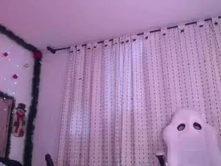 Salomecastro99  live sex cam