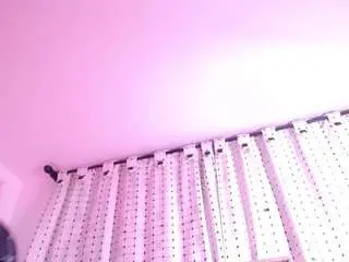 Salomecastro99  live sex cam
