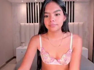 Saphirajames  live sex cam