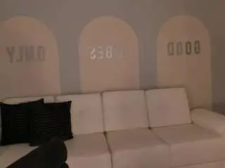Saphirajames  live sex cam