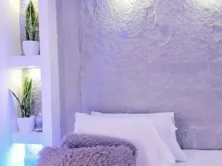 Cristallcollin  live sex cam