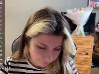 Herlindavanvuren  live sex cam