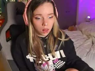 Ayralust  live sex cam