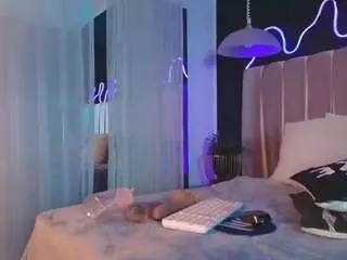 Cute-lily  live sex cam
