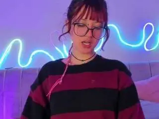 Cute-lily  live sex cam