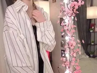 Kisapisa  live sex cam