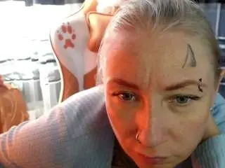 Lollyfox  live sex cam
