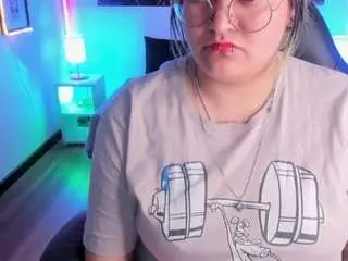 Lucky-leah  live sex cam