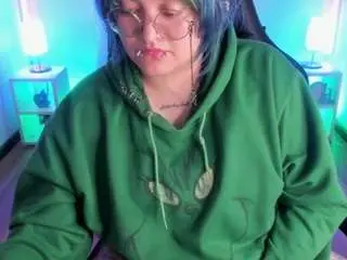 Lucky-leah  live sex cam