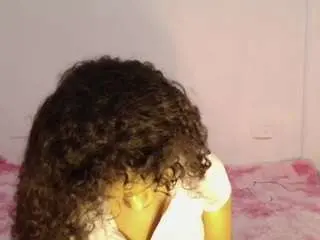 Winnifergonzalez  live sex cam