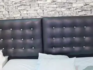 Cock-whisperer69  live sex cam