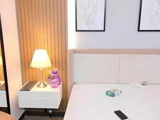 Katty-lorenz  live sex cam