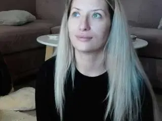 Meganblaze  live sex cam
