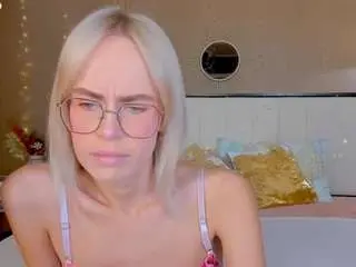 Bellatip  live sex cam